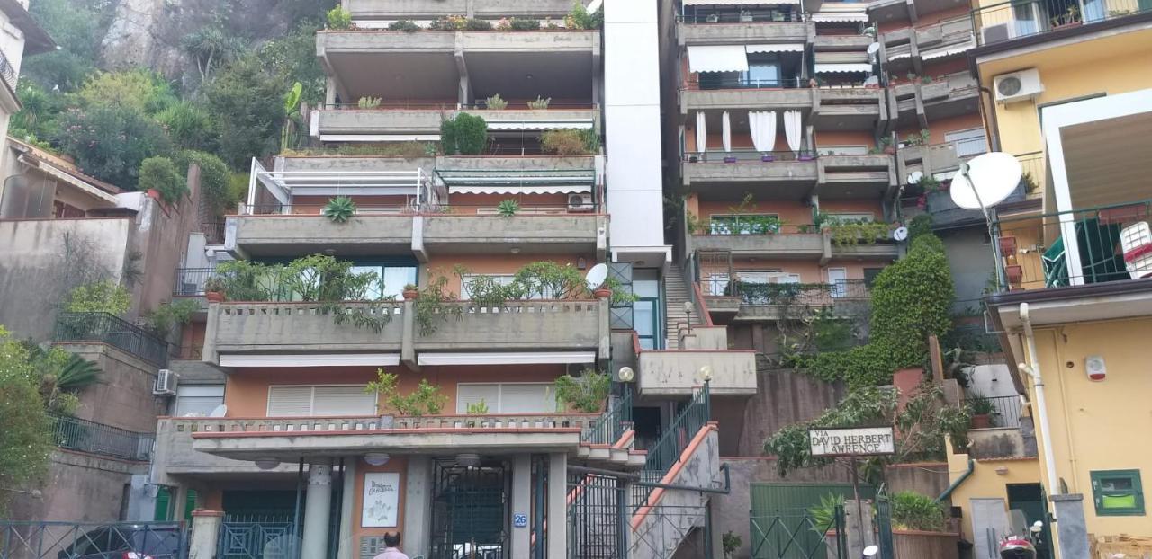 Joy Apartment ตาออร์มินา ภายนอก รูปภาพ