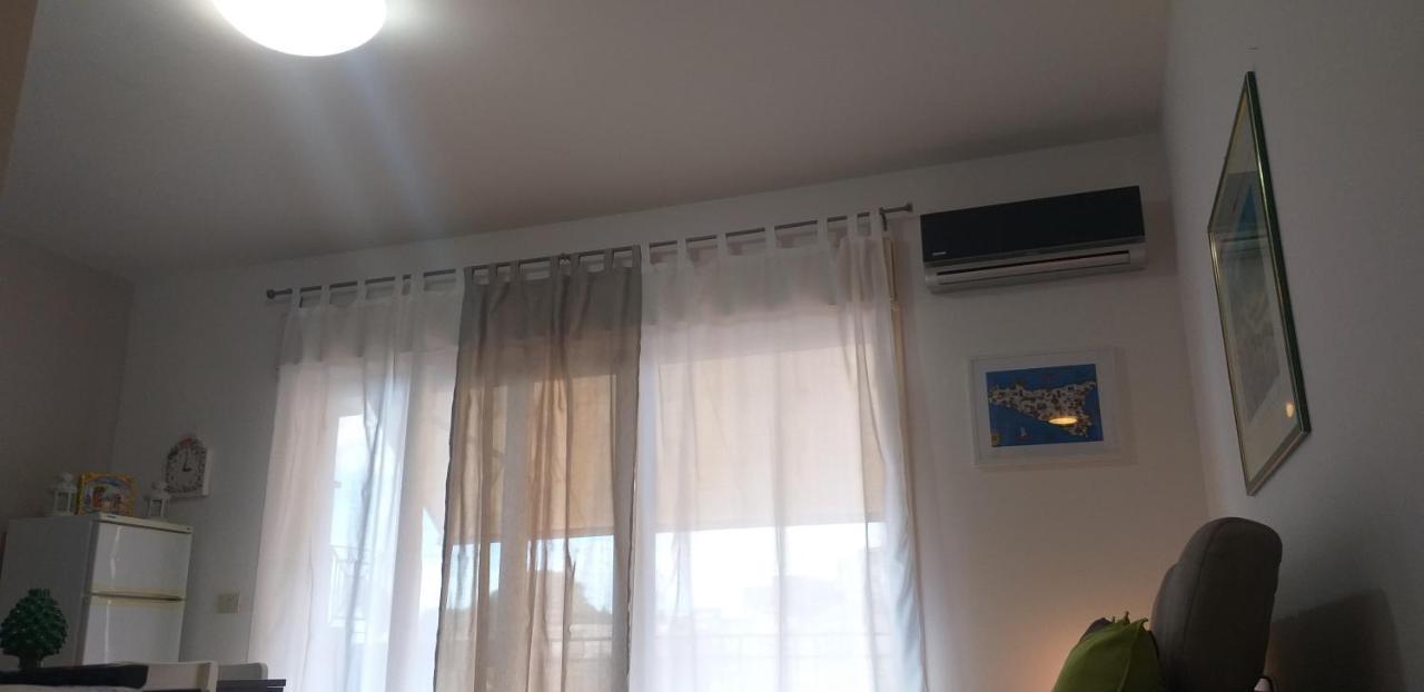 Joy Apartment ตาออร์มินา ภายนอก รูปภาพ